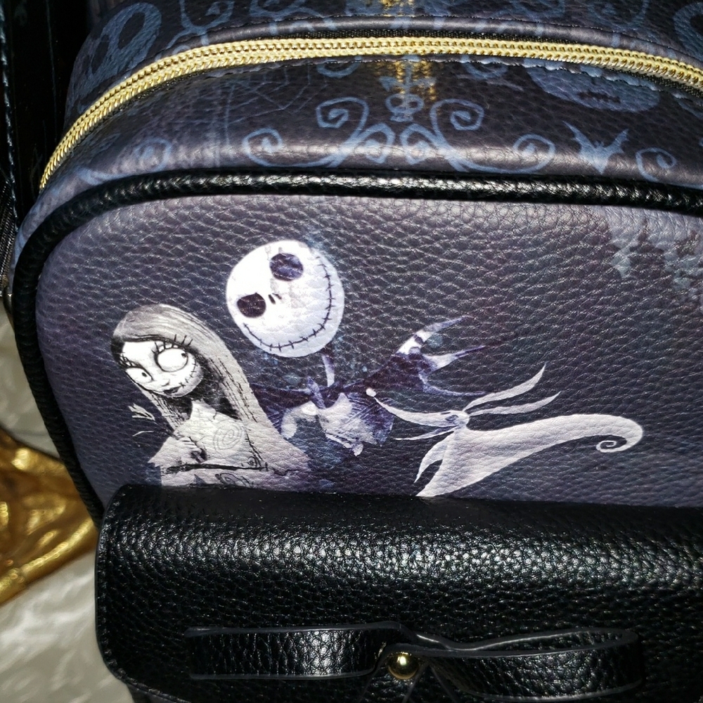 SOLD Disney Nightmare Before Christmas Crossbody Bag - Picture 2 of 8